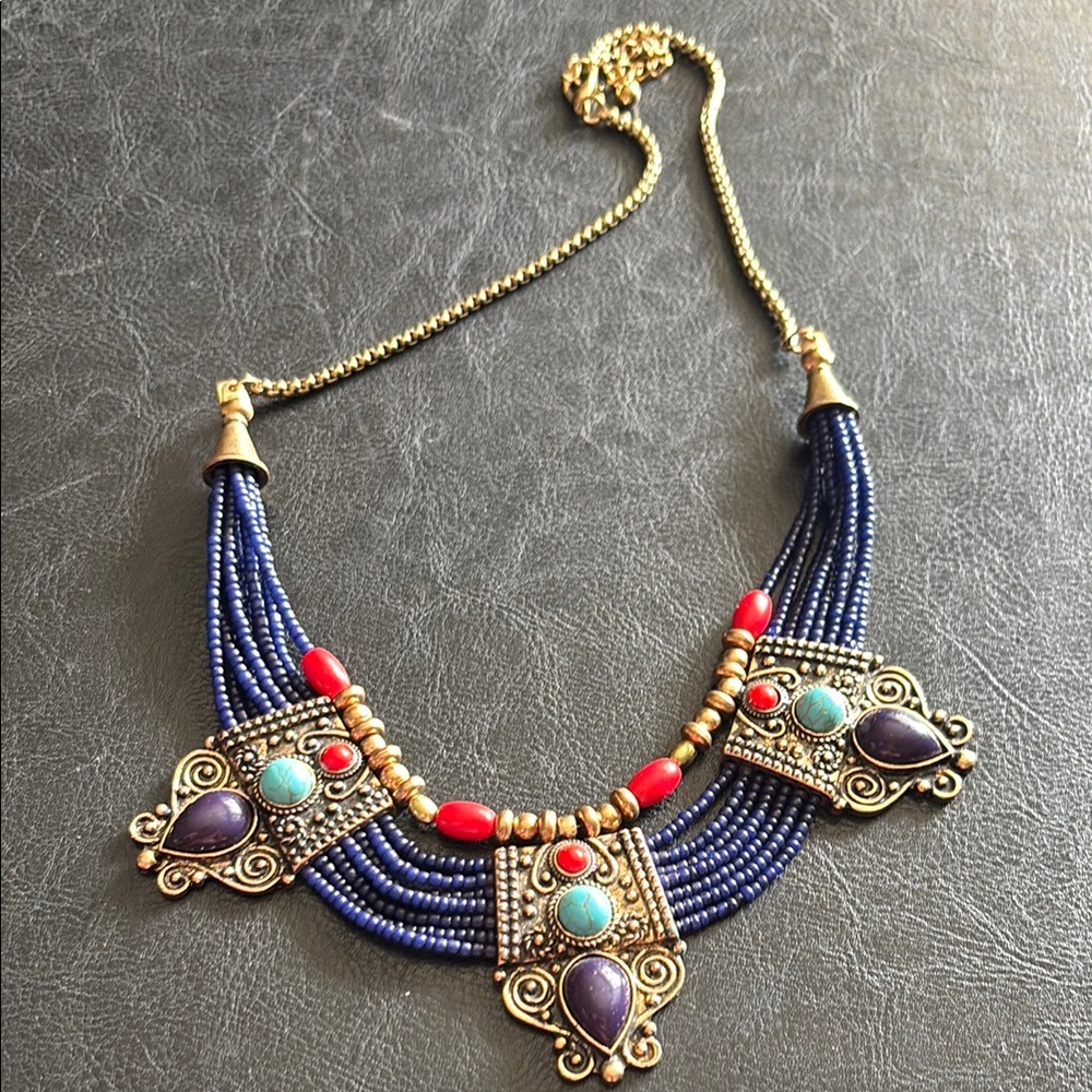 Elegant Multicolor Beaded Statement Necklace - image 7